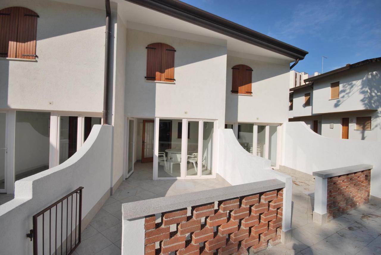 Villaggio Delfino Bibione Esterno foto