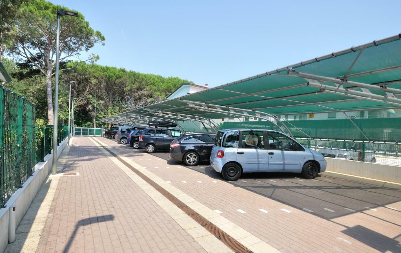 Villaggio Delfino Bibione Esterno foto